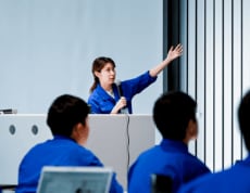 多彩な視点や考え方に触れられる仕事